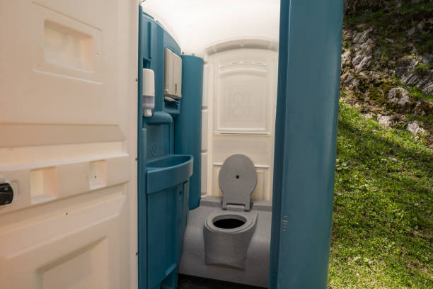 Porta potty rental for outdoor events in Lake Shore, WA